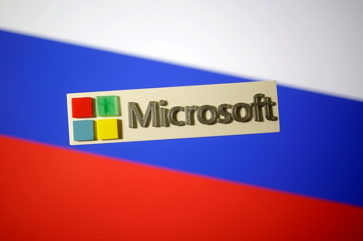 Microsoft ищет способ остаться в России