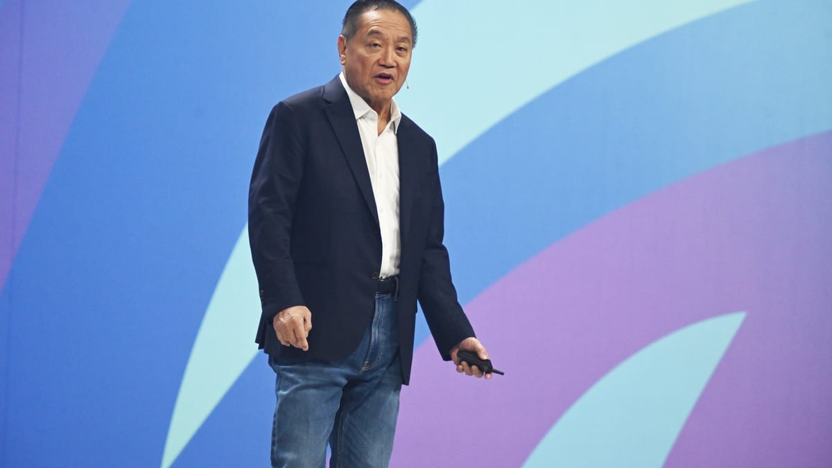 Продажи ИИ-чипов Broadcom выросли втрое — до $16,7 миллиарда за квартал