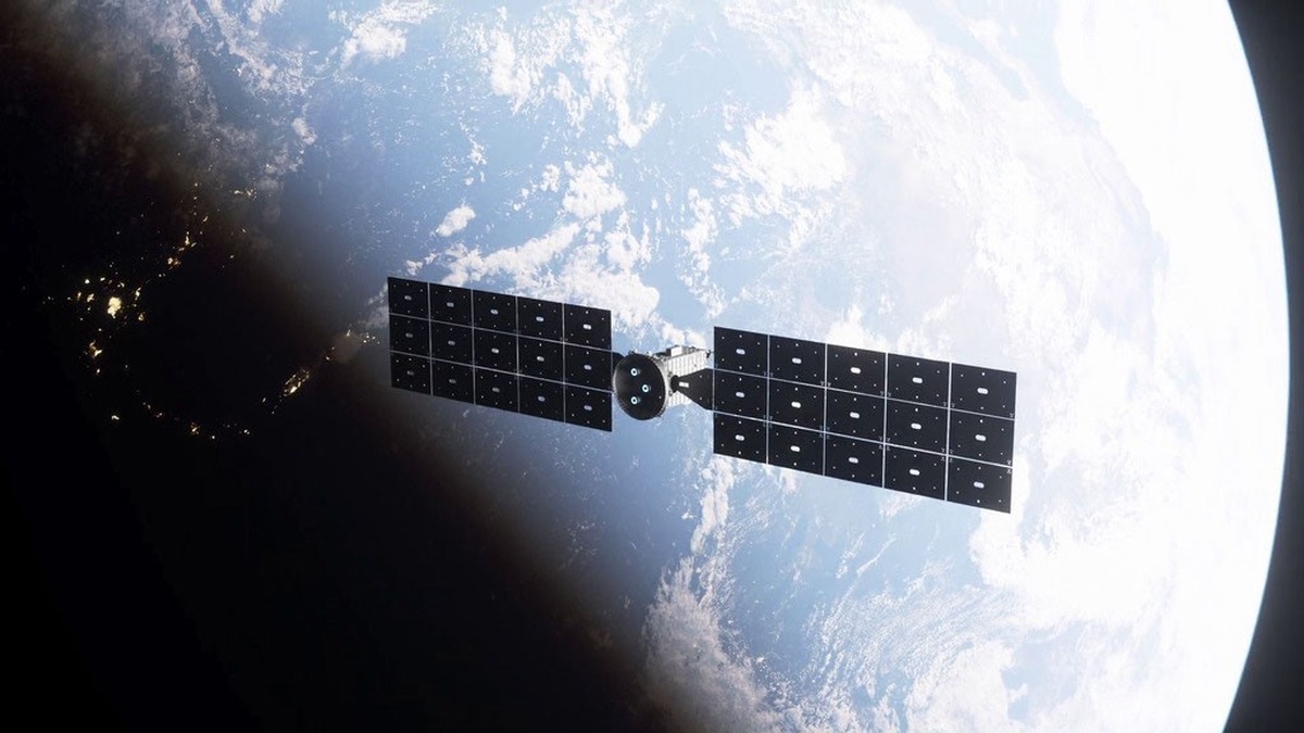 Космический «эвакуатор» добрался до телескопа NASA, но не смог его спасти
