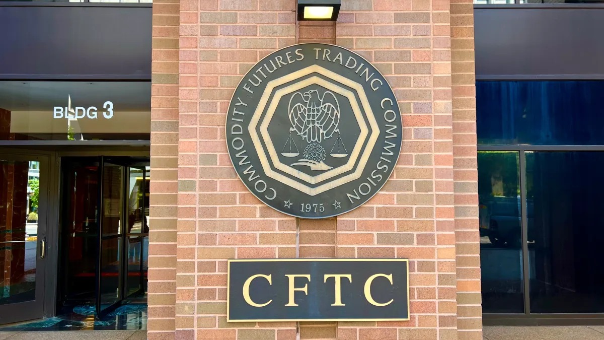 CFTC разрешила вести обязательный учёт операций прямо в блокчейне