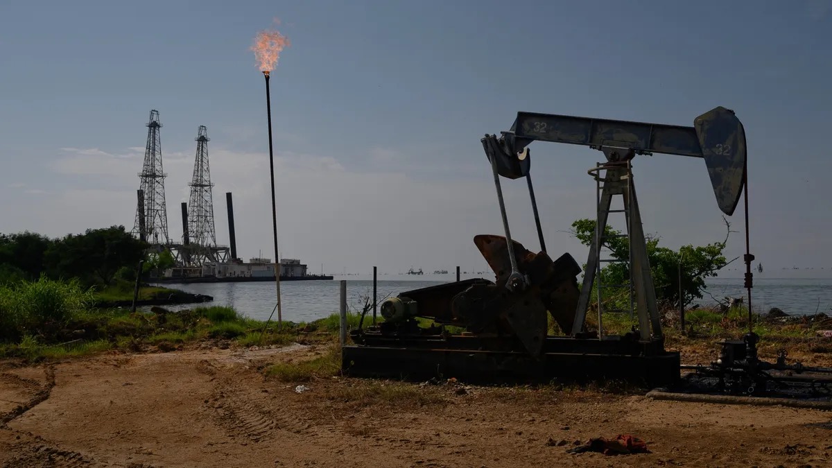 Пентагон получил 35% в нефтяном проекте — расследование партнёра поставили на паузу