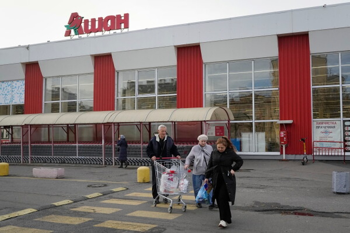 Российские активы Nestlé и Auchan передали под временное управление