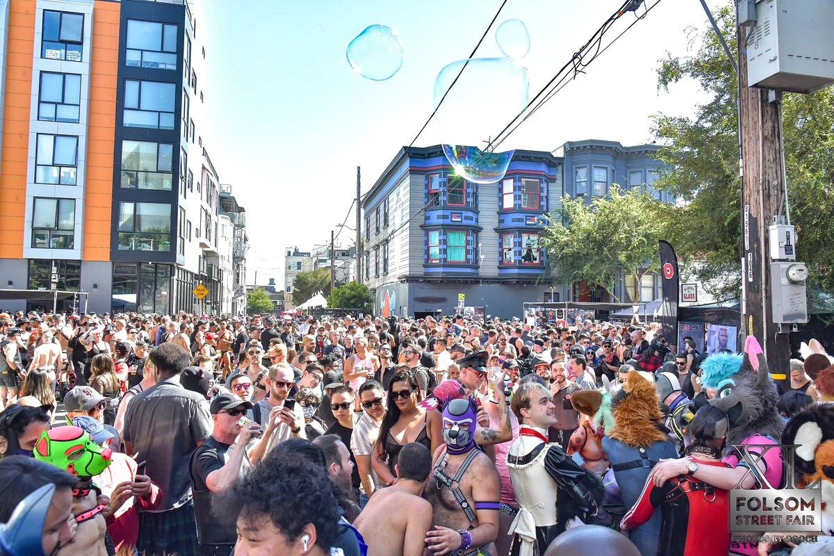 В Сан-Франциско прошла 43-я Folsom Street Fair — праздник кожи, фетишей и свободы самовыражения