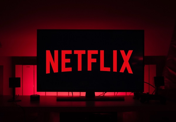 Netflix проводит радикальную реструктуризацию