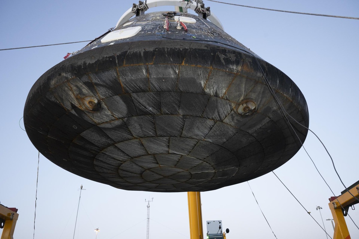 После Artemis II на теплозащите Orion нашли 9 участков отслоения вместо 103