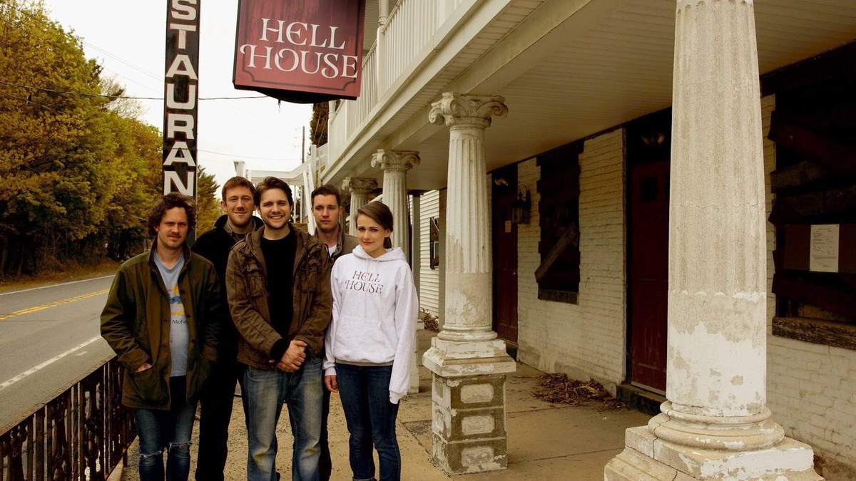 Оригинальный «Hell House LLC» впервые вышел в общенациональный прокат США