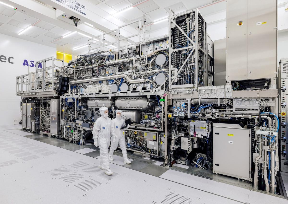 ASML ожидает нехватку литографических машин до 2028 года