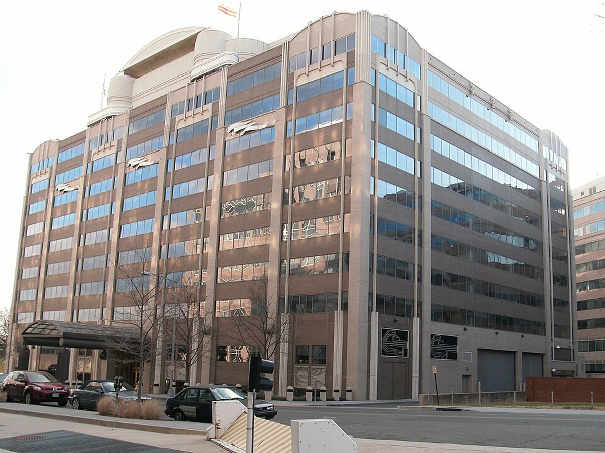 Суд США отменил квартальный приказ FCC для фонда связи на $9 млрд в год