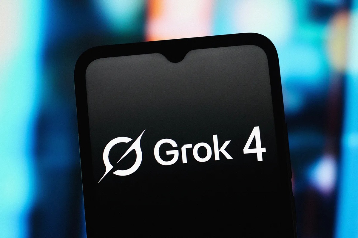 Ofcom: Grok ограничил эротические диалоги с Ani в Великобритании