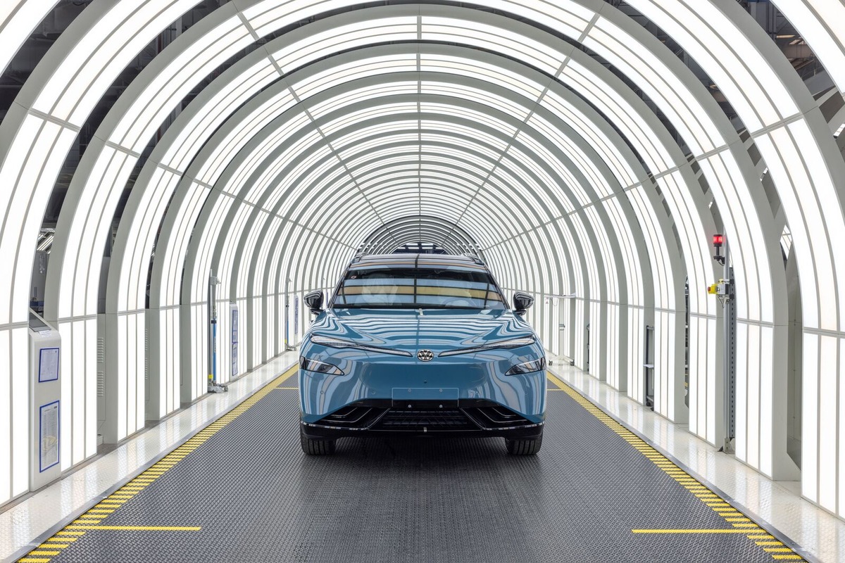 ID.UNYX 08 от Volkswagen и Xpeng недобрал 93% внутреннего плана продаж